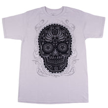 Cargar imagen en el visor de la galería, Playera Calavera Estoperol Gris Claro Hombre